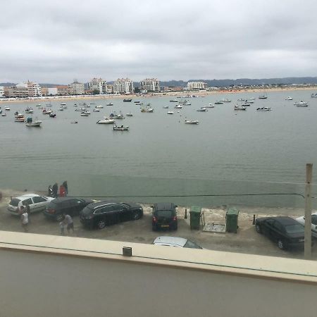 Serene Waterfront Apartment São Martinho do Porto Exterior foto